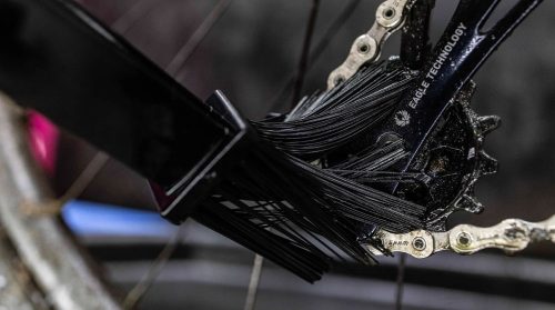 Muc-Off Chain Brush - 3 oldalú lánckefe