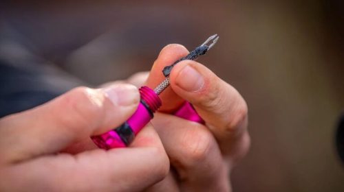 Muc-Off Stealth Tubeless Puncture Plug – defektjavító